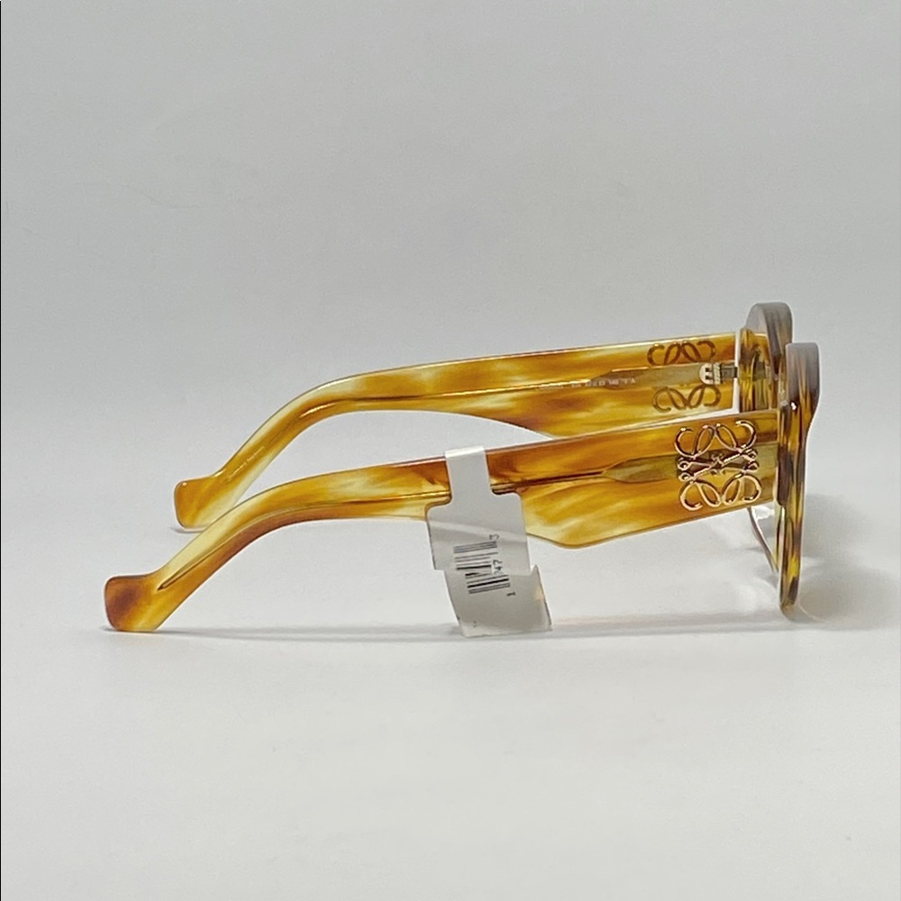 Loewe Amber Tortoiseshell Round Sunglasses with Gold Anagram Detail - Picture 5 of 12